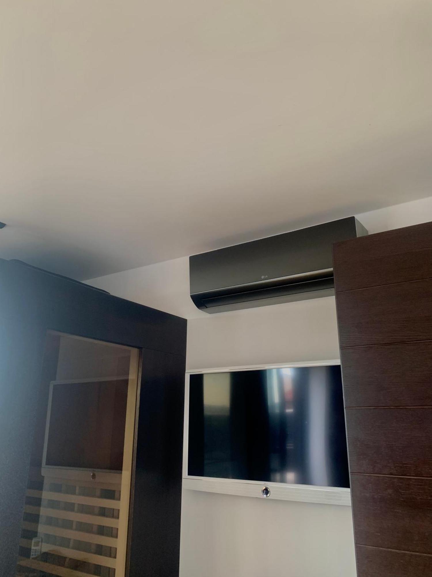 Apartman Se Saunou A Terasou S Vyhledem Na Брно Екстер'єр фото