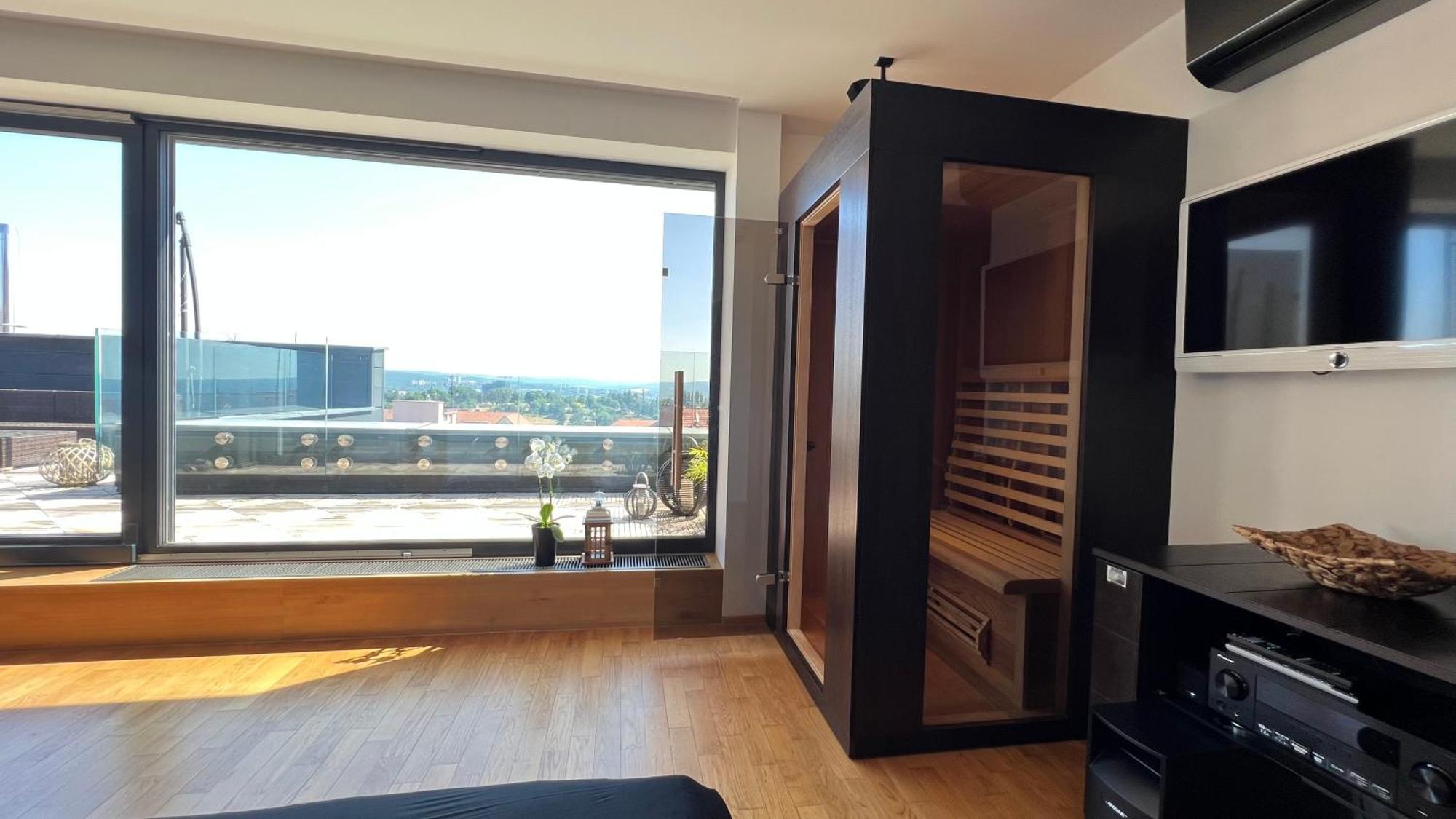 Apartman Se Saunou A Terasou S Vyhledem Na Брно Екстер'єр фото