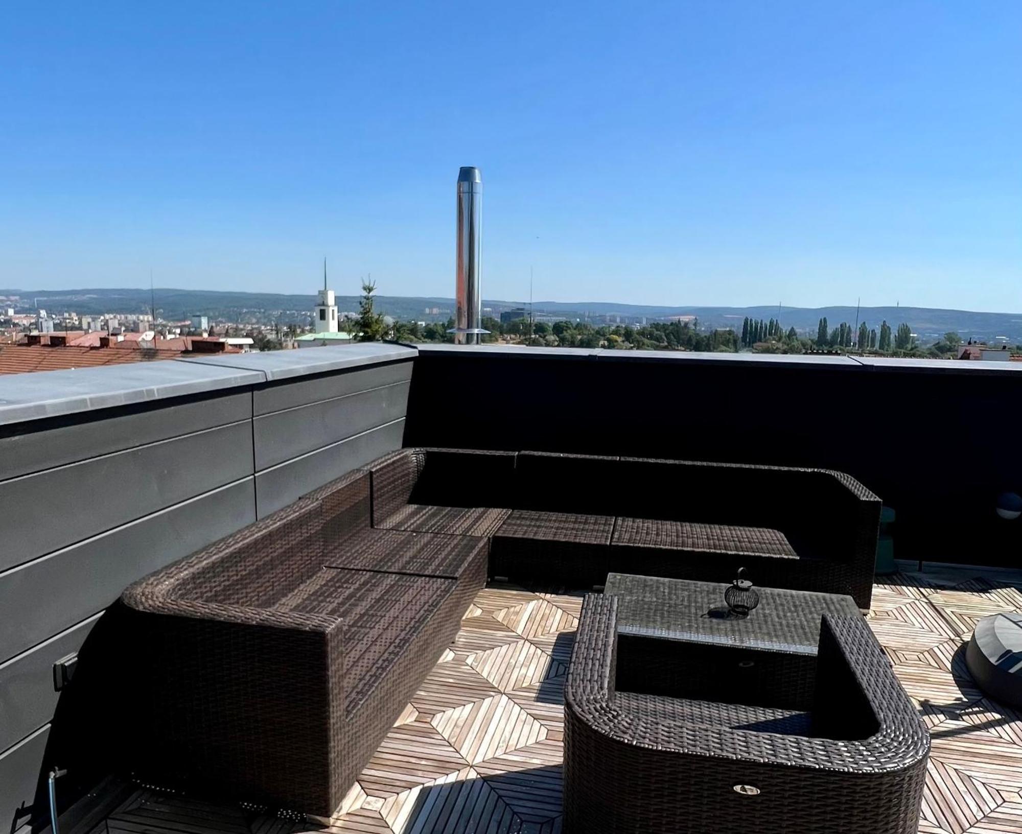 Apartman Se Saunou A Terasou S Vyhledem Na Брно Екстер'єр фото